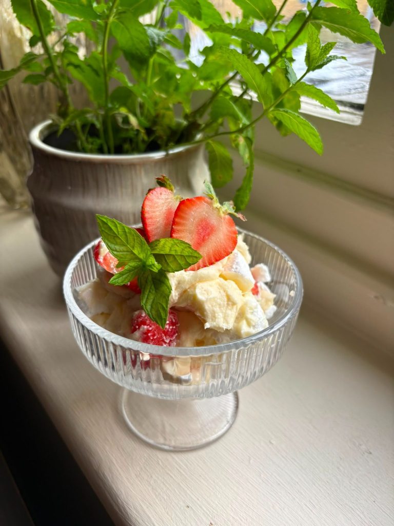 Eton Mess
